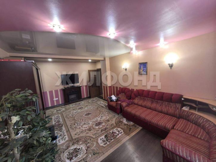 3-комн квартира Вагоностроителей проспект, д.2