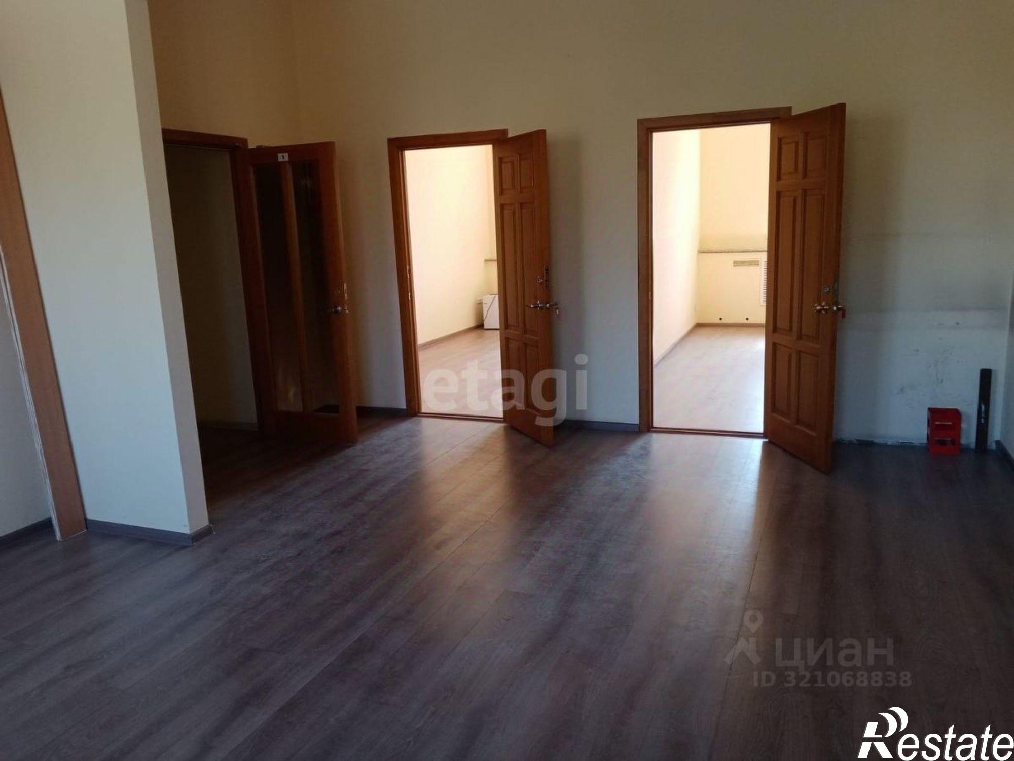 Сдать офис, помещение под офис за 10 932 рублей на улица Октябрьской Революции, 58