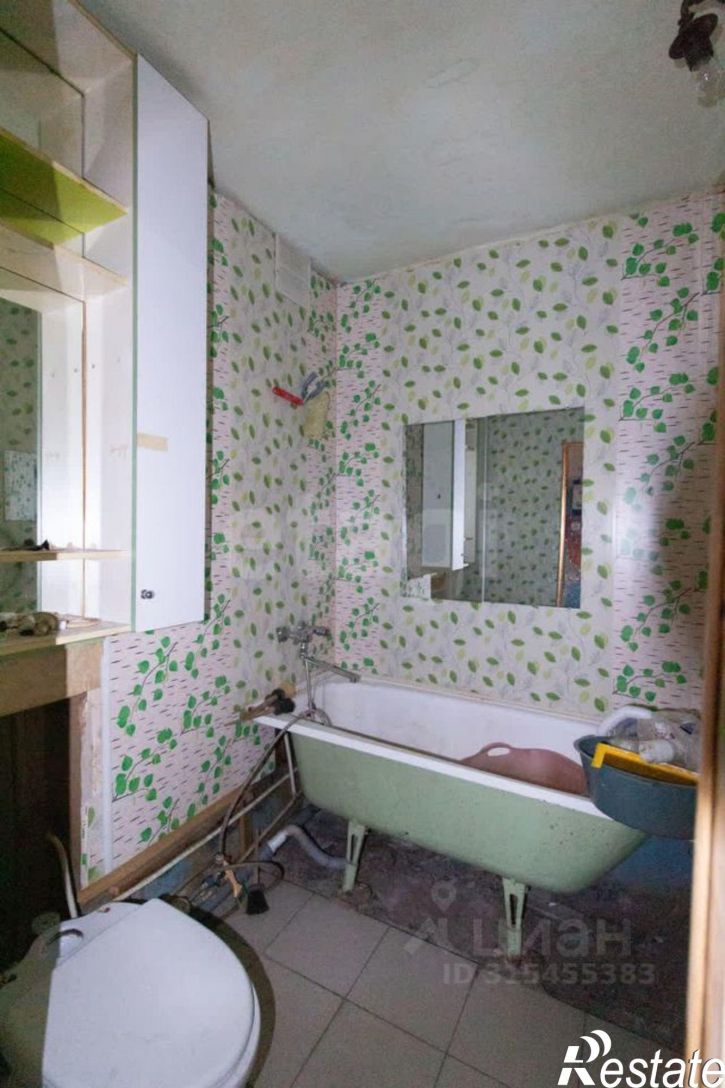 3-комн квартира улица Тельмана, 48А,  д. 48А