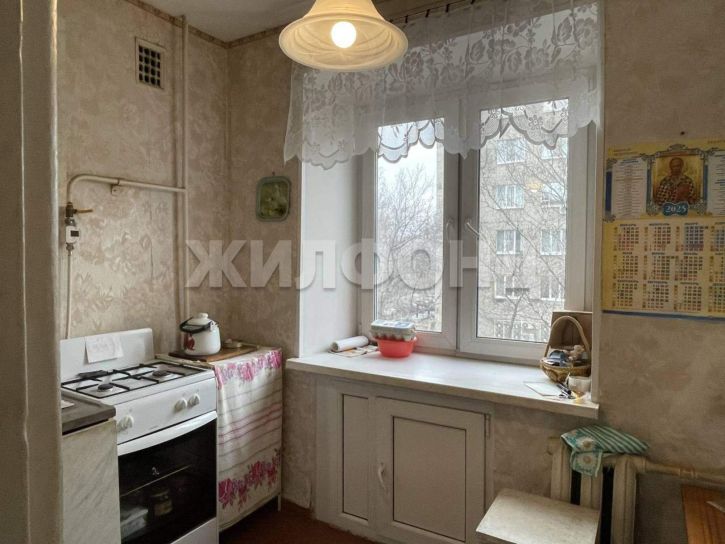 3-комн квартира Черных улица, д.33