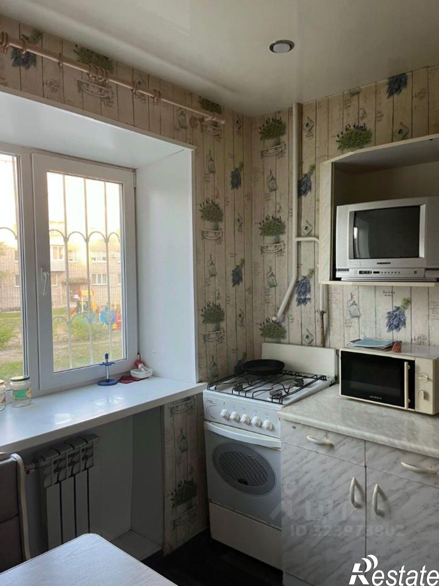 Сдать квартиру за 10 000 рублей на ул Константина Пылаева, 20