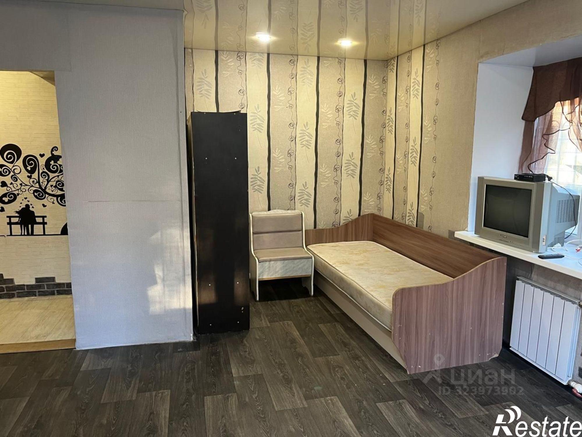 Сдать квартиру за 10 000 рублей на ул Константина Пылаева, 20