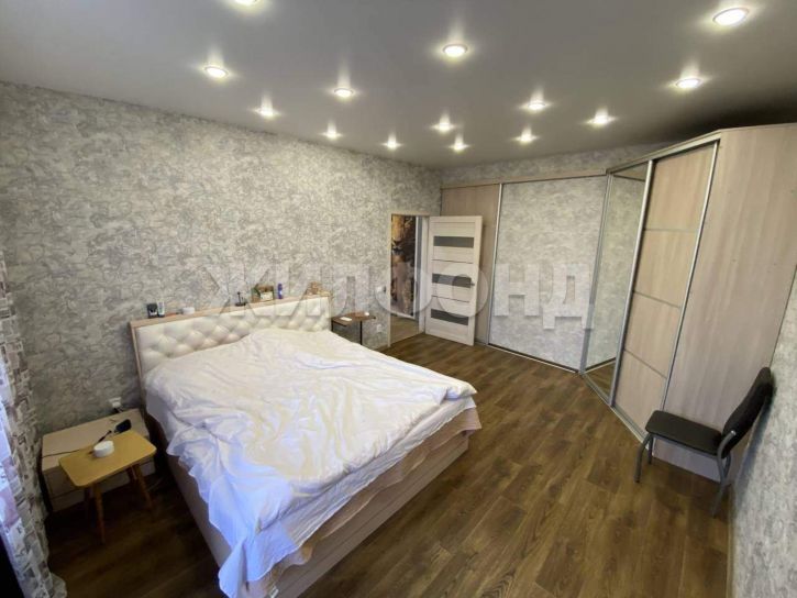 3-комн квартира Матросова улица, д.14