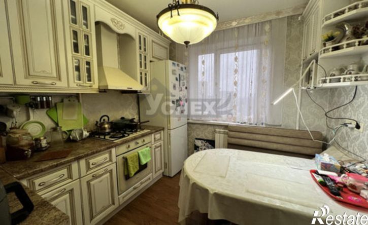 4-комн квартира ул Пихтовая, 30,  д. 30