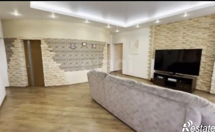 3-комн квартира ул Островского, 15,  д. 15