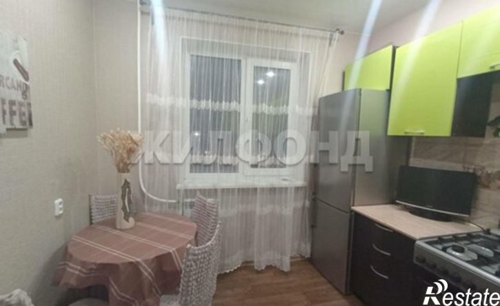 3-комн квартира ул Пихтовая, 28,  д. 28