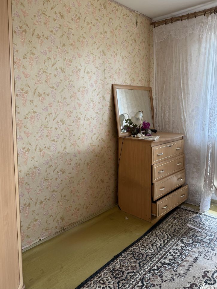 4-комн квартира Верхняя Черепанова, 19А