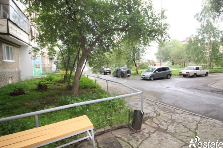 4-комн квартира ул Тагилстроевская, 1,  д. 1