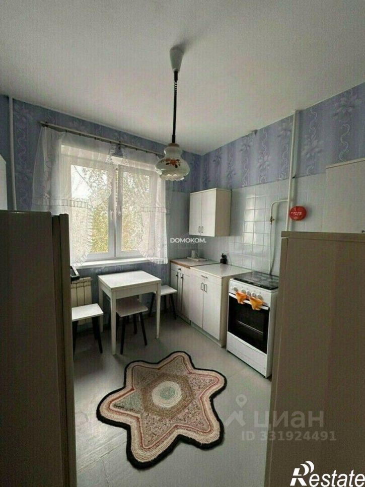 3-комн квартира ул Зари, 5,  д. 5
