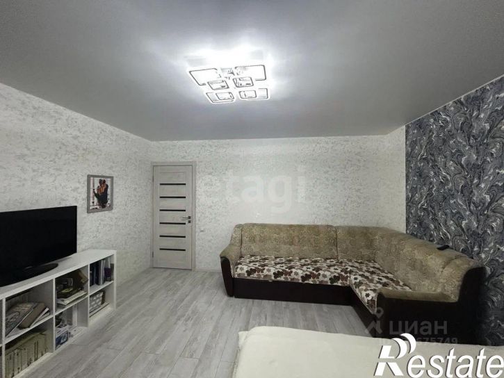 3-комн квартира улица Булата Окуджавы, 3,  д. 3