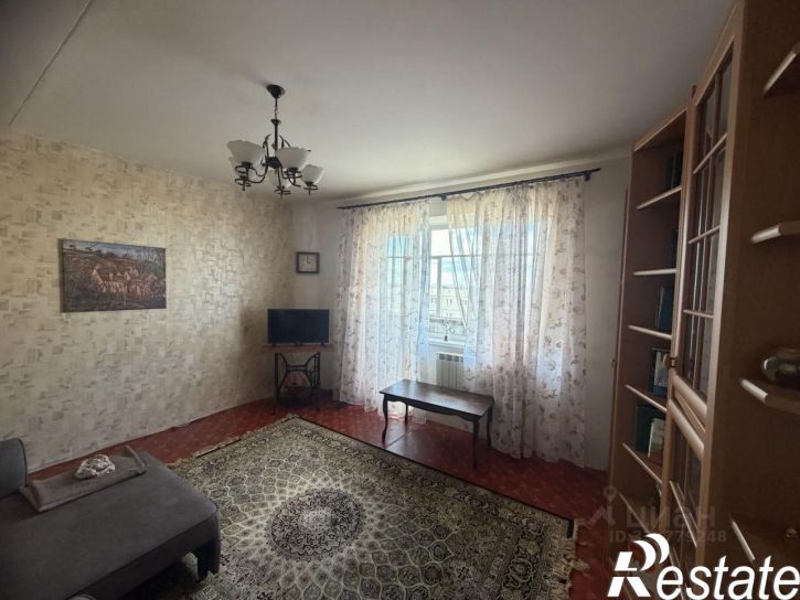 4-комн квартира улица Калинина, 117,  д. 117