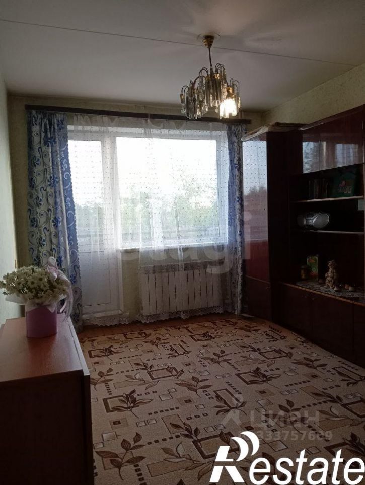 2-комн квартира улица Орджоникидзе, 1,  д. 1
